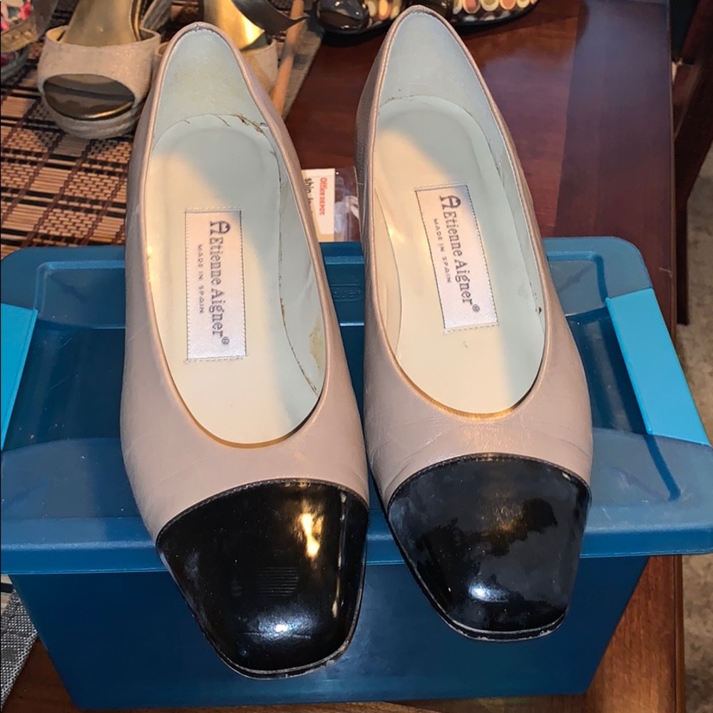 Shoes - Picture 2 of 6